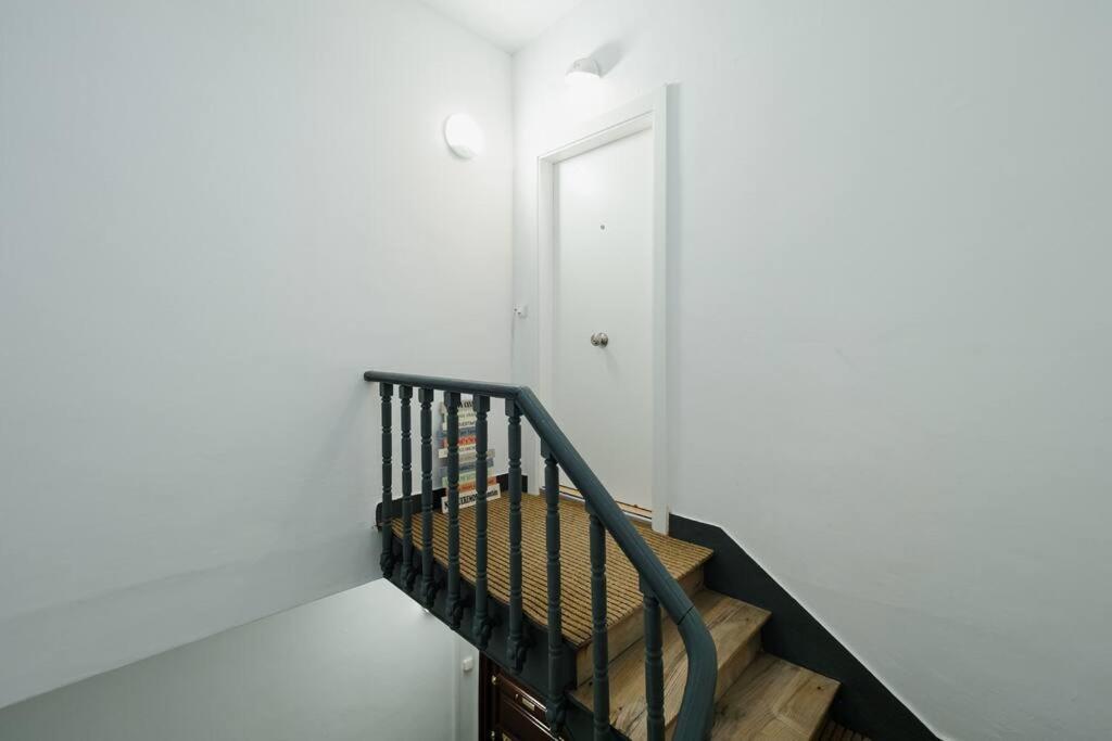Apartment Atico Isabel, Diseno Y Calidez Junto A La Muralla Romana